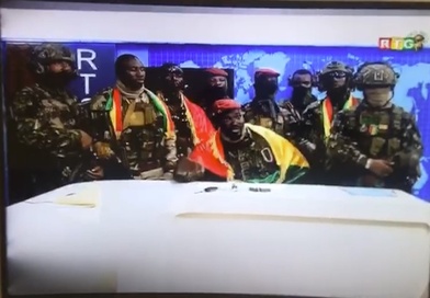 Putsch en Guinée ? La première déclaration des forces spéciales emmenées par le colonnel Mamady Doumbouya...