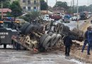Manéah : une remorque renversée sur un pont provoque un important bouchon vers Conakry
