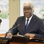 Côte d’Ivoire : Robert Beugré Mambé confirmé à la tête du gouvernement par Ouattara.