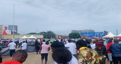 La commémoration de la fête d’indépendance de la Guinée : « ceux qui dirigent le pays ne sont pas des hommes violents (…) » La commémoration de la fête d’indépendance de la Guinée : « ceux qui dirigent le pays ne sont pas des hommes violents (…) »