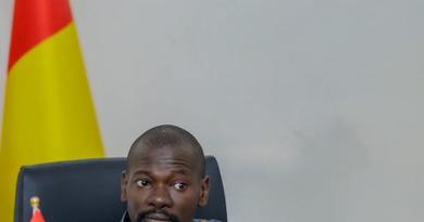 Doumbouya met fin à l’exportation de l’or brut : la Guinée impose désormais le raffinage local
