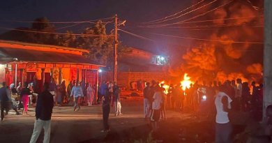CONAKRY : CINQ JOURS SANS ÉLECTRICITÉ, LA COLÈRE DES HABITANTS DE KIROTY ÉCLATE DANS LA RUE