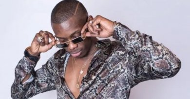Paris : le concert de Sidiki Diabaté reporté après un malaise de l’artiste