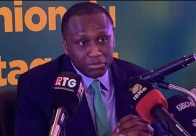 Crise de liquidités en Guinée : l’État et le secteur privé s’accordent sur l’urgence de restaurer la confiance financière...