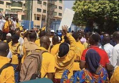 Kaloum : bras de fer entre ex-employés d’Albayrak et l’entreprise autour d’une dette judiciaire de 14 milliards GNF...