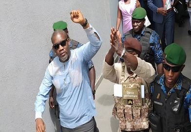 Conakry/Condamnation d’Aliou Bah : Le parti MoDeL dénonce « une décision honteuse et inacceptable »...