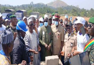 Gueckedou(Tékoulo ): pose de la première pierre du centre de santé amélioré...