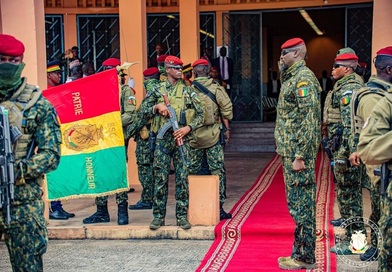 Visite officielle : le colonel Mamadi Doumbouya participe à la fête de l'indépendance du Mali...