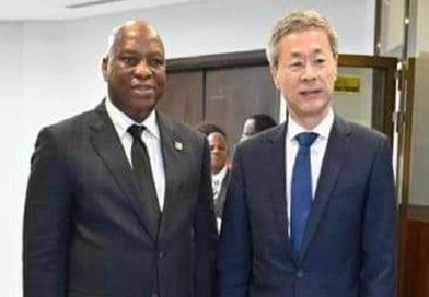 Diplomatie / Coopération Guinée-Chine : « Le Ministre des Affaires Étrangères a reçu en audience Huang WEI, ambassadeur de la République Populaire de Chine en Guinée !...