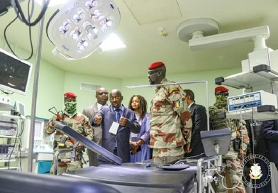 Santé : le Colonel Mamadi Doumbouya inaugure l'hôpital national Donka !...
