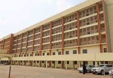 Inauguration de l’hôpital de Donka : « Donka est un hôpital moderne, rénové... elle va offrir aux Guinéens 630 lits d’hospitalisation dont près de 120 lits de réanimation et de service d’urgence…» Dr Mamadou Péthè DIALLO...