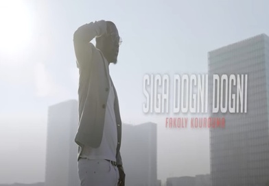 Music : L'artiste Fakoly Kourouma signe son retour avec son nouveau clip Siga Dogni Dogni...