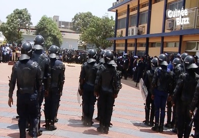 Sécurité : Fin de formation de 1600 agents de police à Kabgelen et Kaffilia....