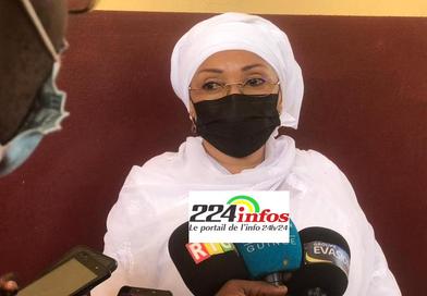 Ignace Deen : Halimatou Dalein Diallo au chevet de celle qui a été victime de viol collectif par des médecins....