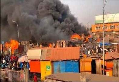 Guinée/ Grave incendie à la gare routière de Mandiana : Importants dégâts enregistrés...