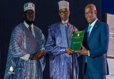 Réparation historique en Guinée : Les victimes de Kaporo Rails et Kipé reçoivent leurs titres fonciers...