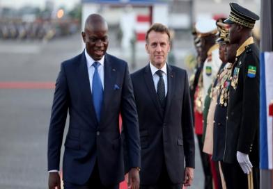 Emmanuel Macron au Gabon : première visite depuis l’arrivée de Brice Oligui Nguema...