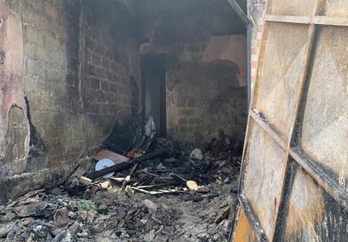 Yattayah plateau/ Conakry: La maison d'un fonctionnaire en feu, son contenu entièrement parti en fumée....