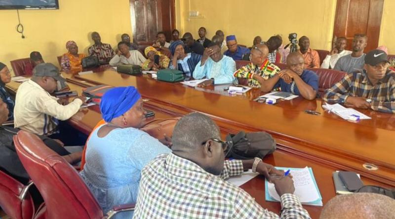 Guinée : les travailleurs de la santé brandissent la menace d’une grève illimitée