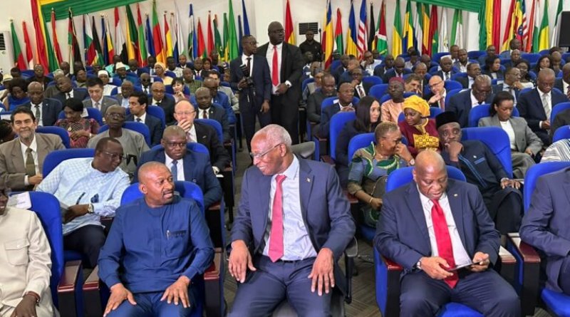Diplomatie : Conakry mise sur une « neutralité stratégique » pour défendre ses intérêts